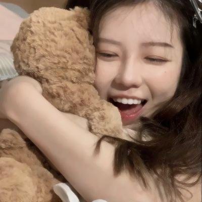 张逸凡 照片