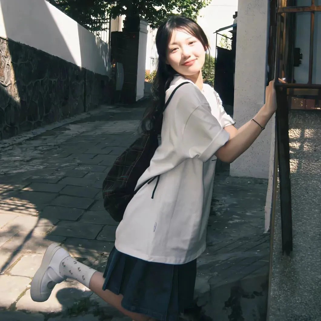 奇异的河流海报